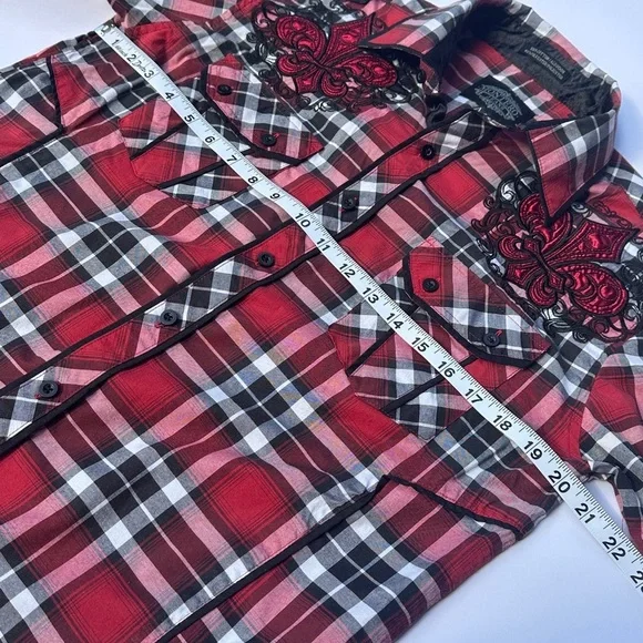 Men’s Montero Jeans Embroidered Shirt
Size Medium​​ - Picture 4 of 8